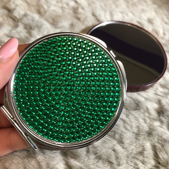 💸$5 Add On 💸 Mirror Set - Picture 4 of 5